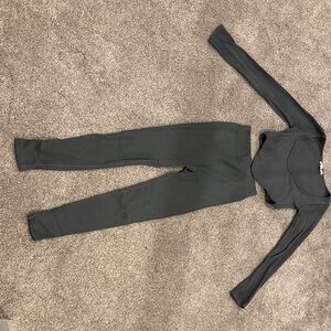 Grey Long Sleeve Crop Top and Leggings Set